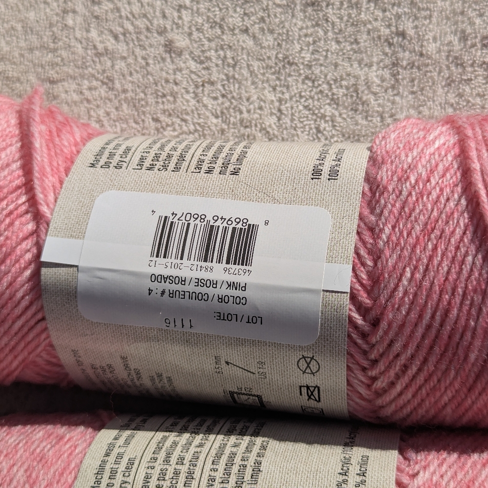 Loops & Threads Shabby Baby Pink Yarn, 2 Skiens Same Dye Lot, New - Picture 6 of 8